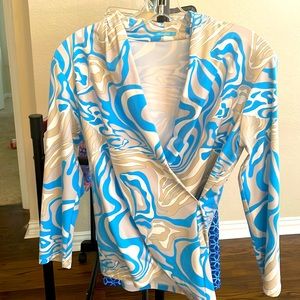 J. McLaughlin  Faux Wrap Print Blouse sz Small